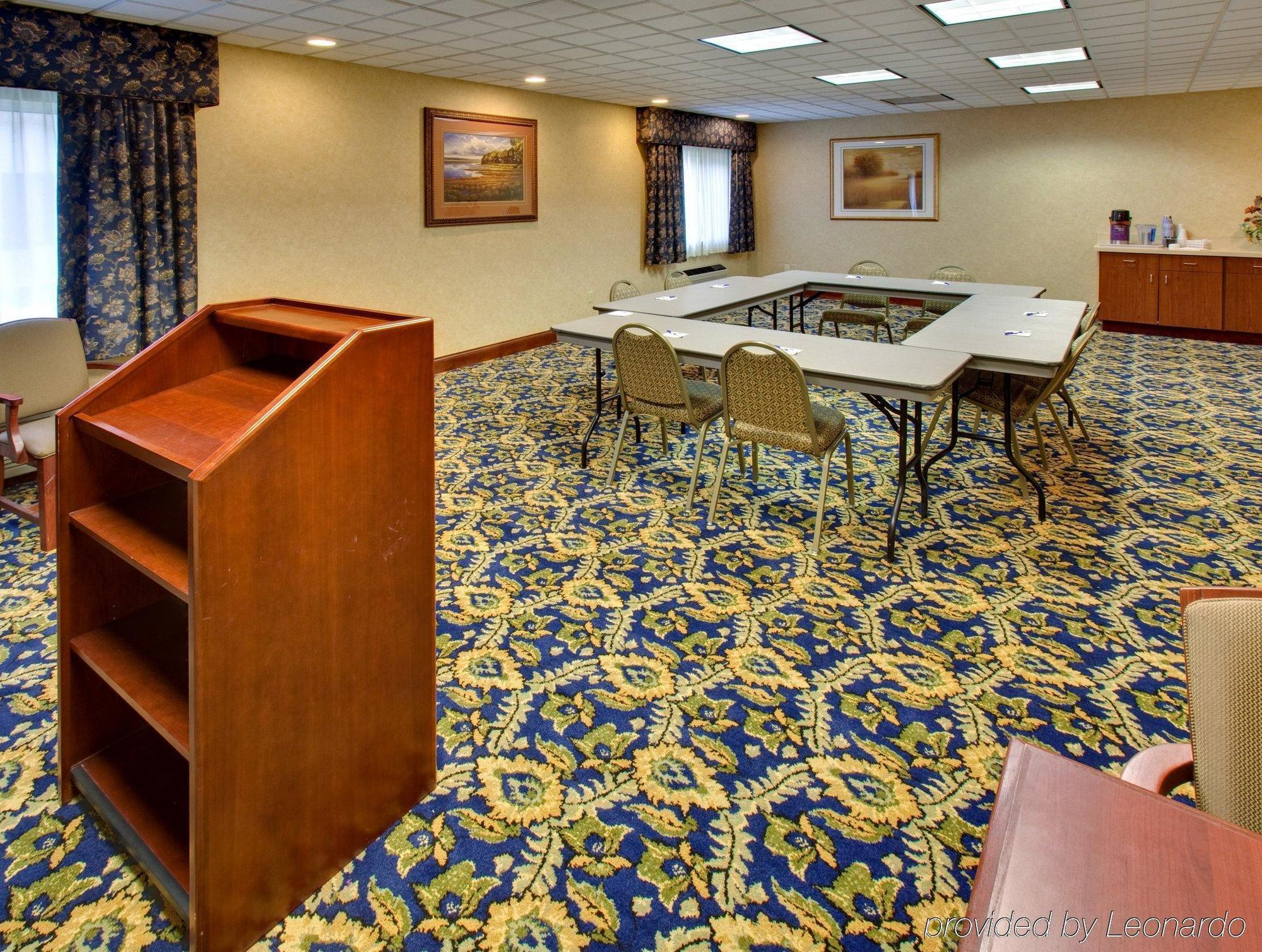 Holiday Inn Express Jamestown By Ihg Exterior foto